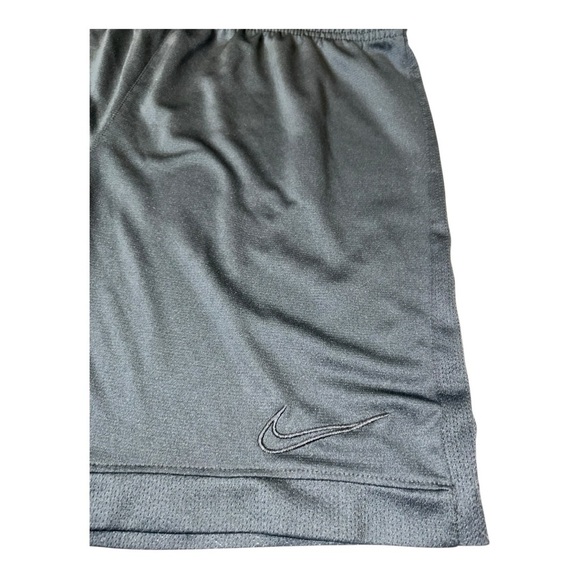 Nike Black Men’s Athletic Shorts L 100% Polyester Drawstring Solid DRI-FIT - Picture 3 of 7
